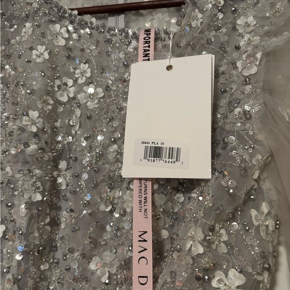 NWT Mac Duggal Dress 20444 // Embellished Gathered Long sleeve A-Line // Size 10 - Picture 8 of 8